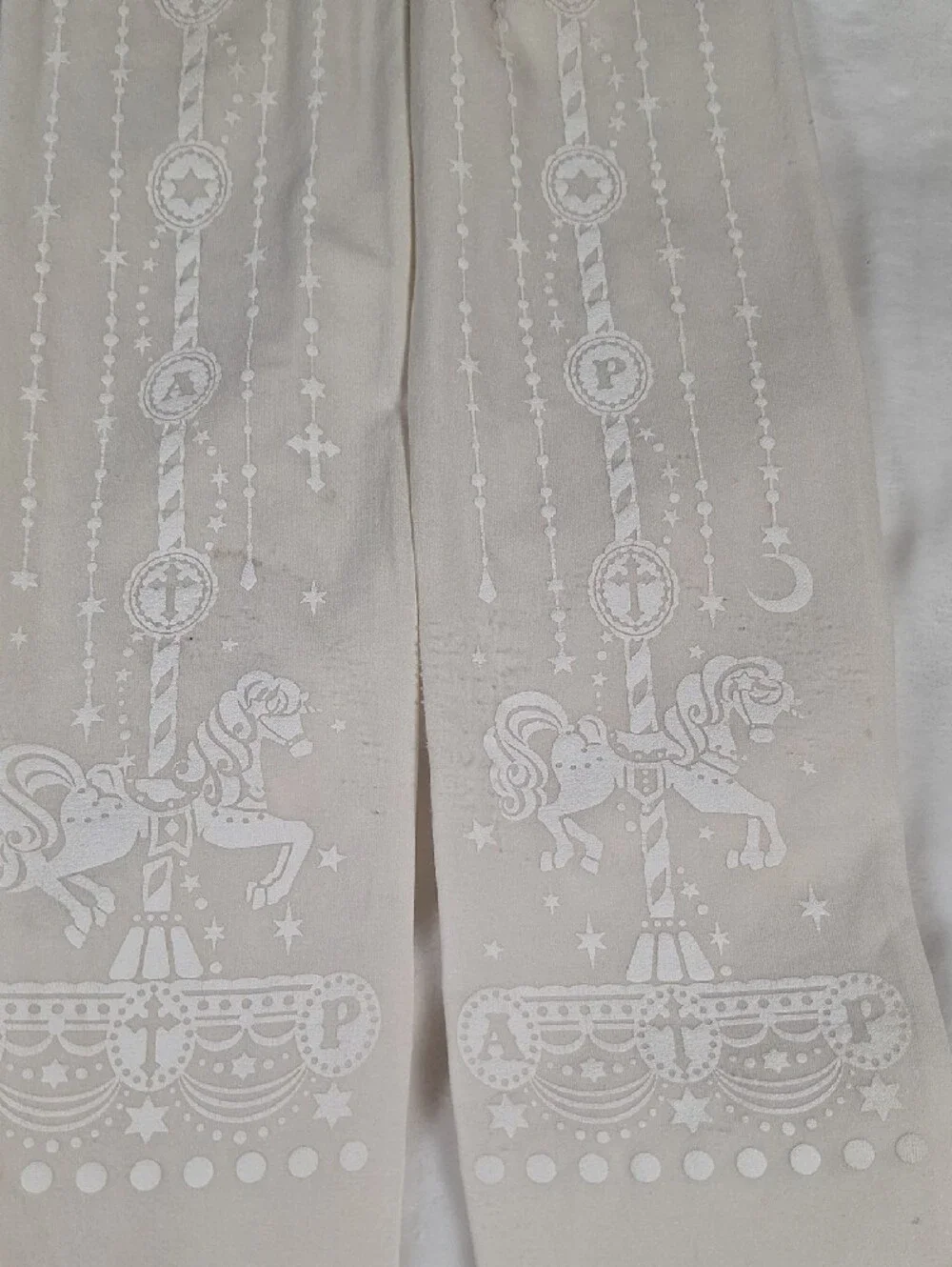 Angelic Pretty White Carousel Horse Print Tights | Sweet Lolita Accessory 🎠🎀
